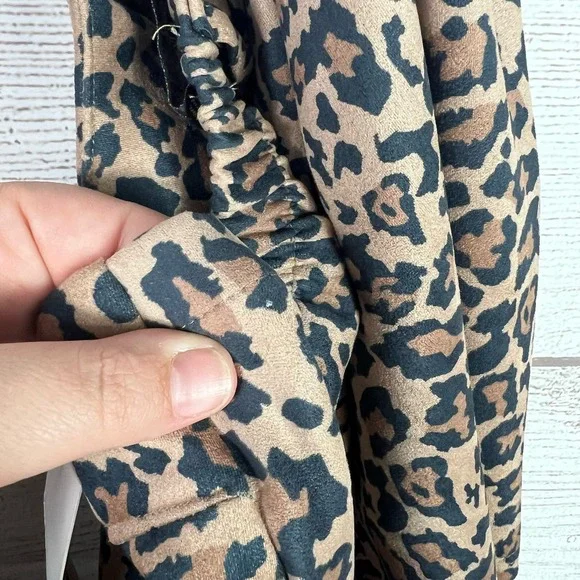 Crazy Train Women's Cheetah Printed Boho Fringe Shorts Size XL - Picture 6 of 7